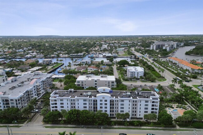 Building Photo - 101 S Ocean Dr