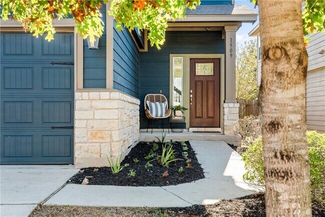 Building Photo - 1509 Sugarberry Ln