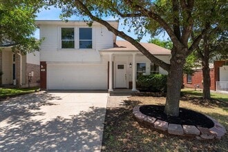 Building Photo - 1025 Doras Dr