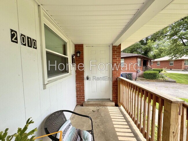 Building Photo - 2010 Fordson Ct