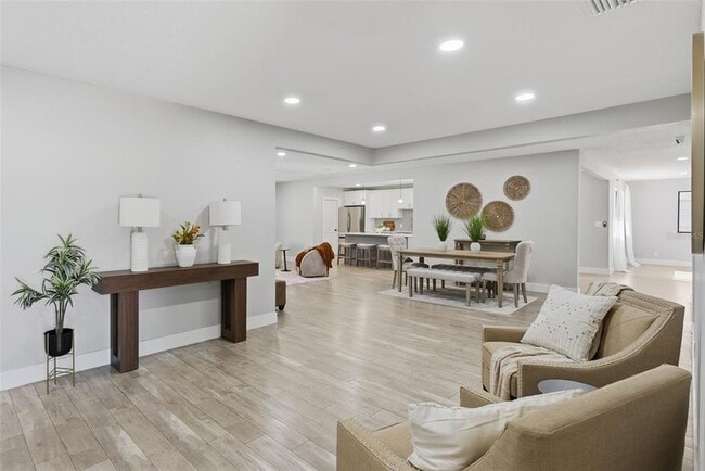 Building Photo - 1566 Woodfield Ct