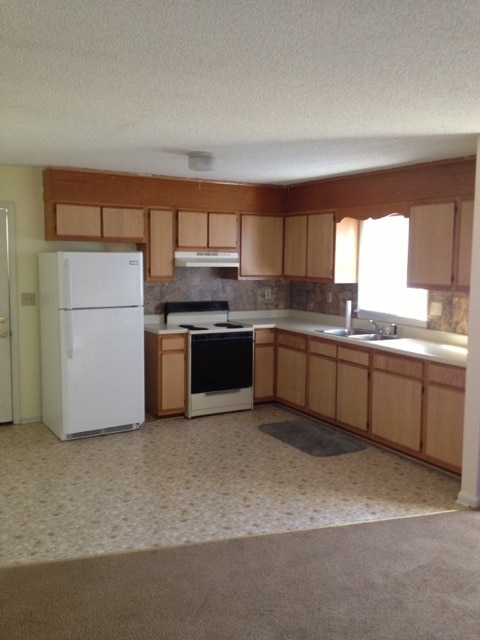 Building Photo - 810-812 E. Franklin Street