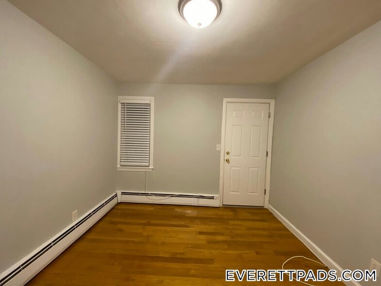 Building Photo - 55 Forest Ave