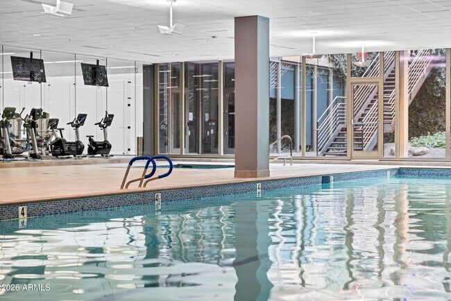 Building Photo - 7161 E Rancho Vista Dr