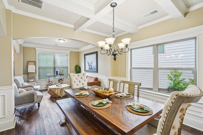 Building Photo - 115 Village Park Dr