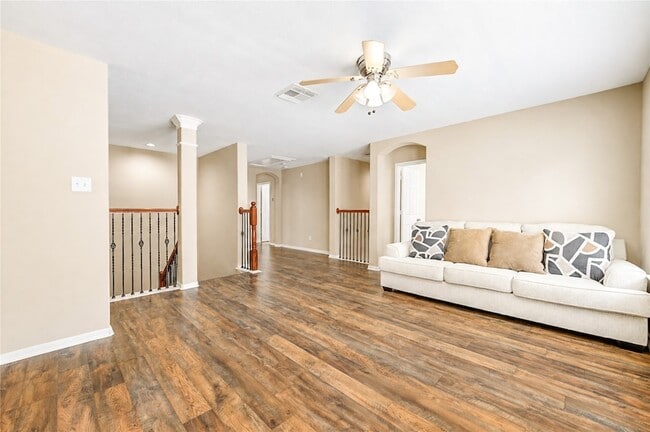 Building Photo - 6315 Linfield Bluff Ln