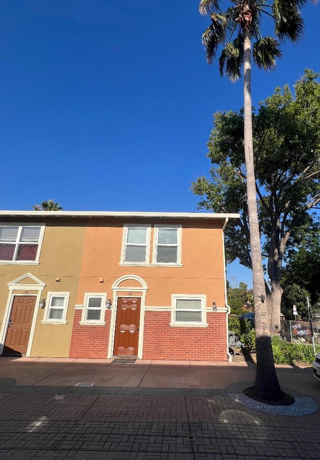 Building Photo - 865 Carlisle Way