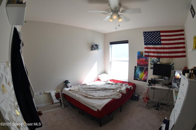 Building Photo - 125 Lavenna Ave