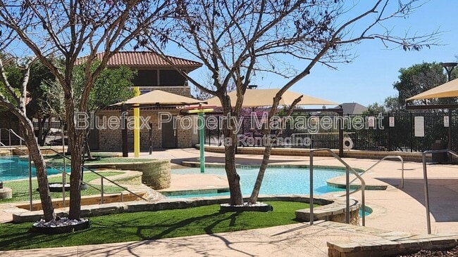 Building Photo - 1529 Desert Candle