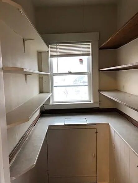 Building Photo - 39 Olcott St