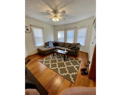 Building Photo - 102 Sydney St