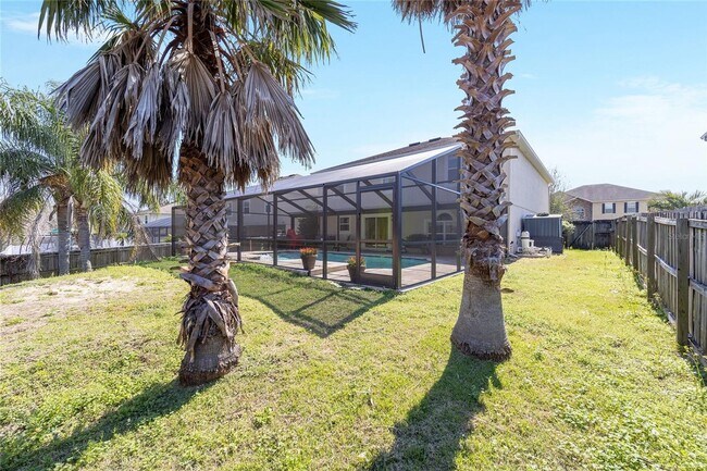 Building Photo - Private Oasis in the Heart of Alachua