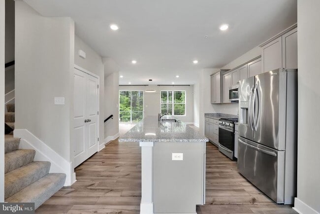 Building Photo - 2782 Bridgewater Dr