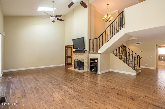 Building Photo - 3805 Mainsail Cir