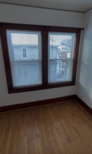 Building Photo - 510 Mather St