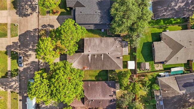 Building Photo - 8118 Vista Del Sol Dr