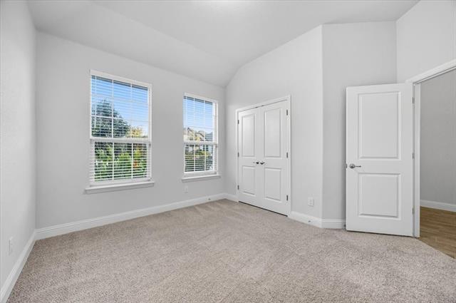 Building Photo - 15028 Gladstone Dr