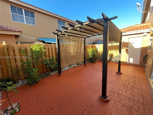 Building Photo - 8423 NW 138th Terrace