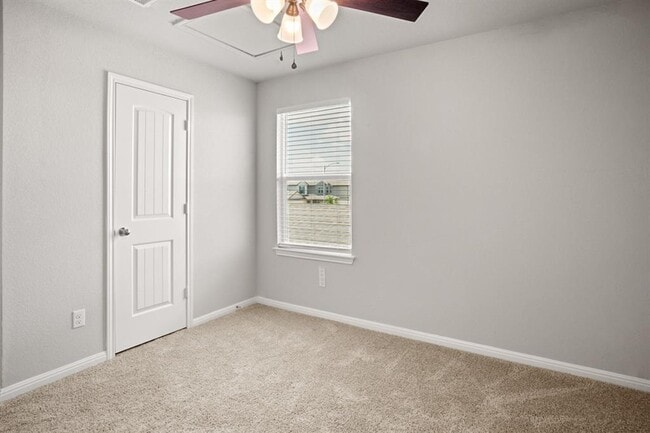 Building Photo - 217 Tributary Way