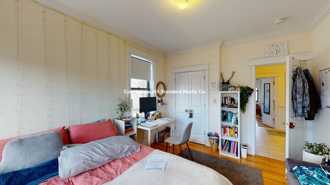 Building Photo - 76 Quint Ave