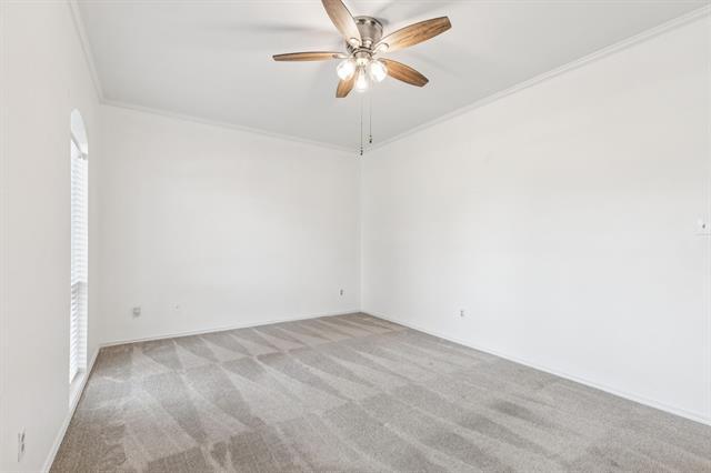 Building Photo - 3403 Wells Dr