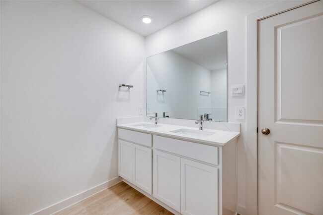 Building Photo - 30606 Windermere Peaks Ln