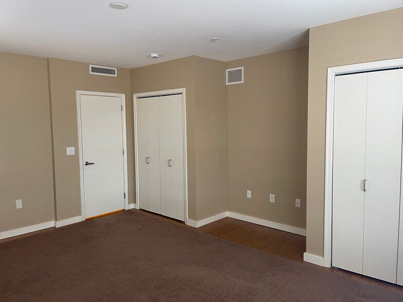 Building Photo - 1600 Church Rd