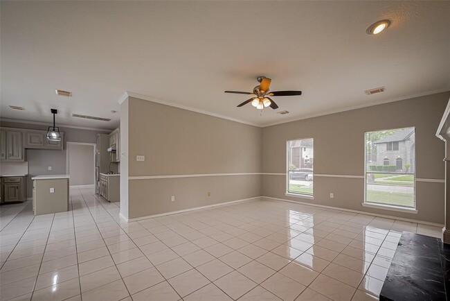 Building Photo - 215 Wood Cir Ln
