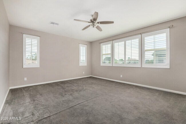 Building Photo - 1527 W Windhaven Ave