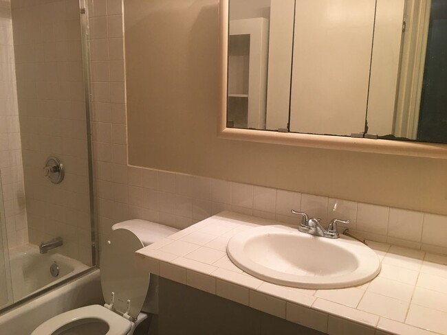 Building Photo - ACCEPTED APPLICATION