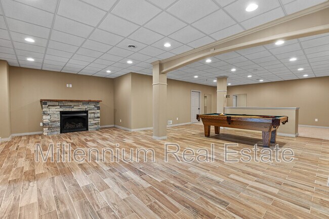 Building Photo - 64121 Turnberry Way