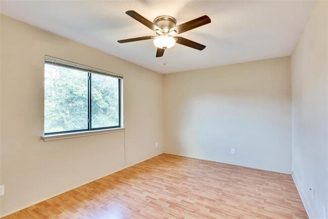 Building Photo - 8806 Springmail Cir