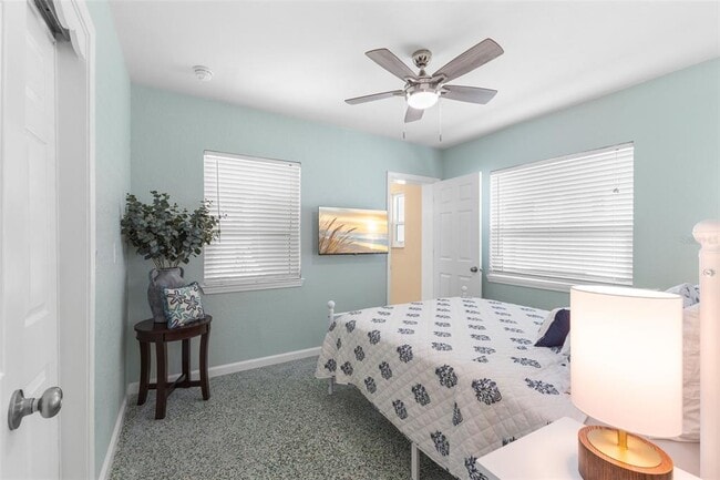 Building Photo - 108 11th Ave