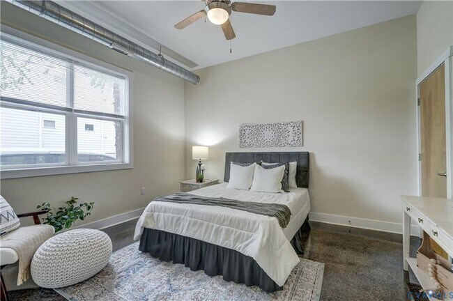 Building Photo - Now Available – Partially Furnished Luxury Condo with Rooftop Terrace | Ideal for Incoming VCU St...