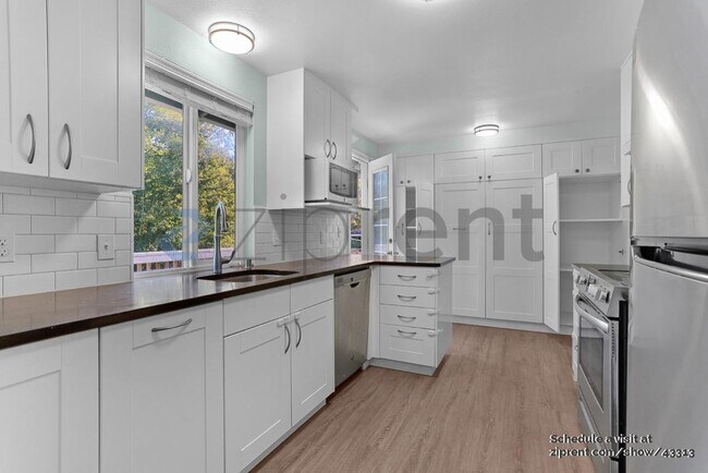 Building Photo - 13225 112th Ave NE
