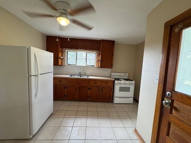 Building Photo - 4501 Packard St