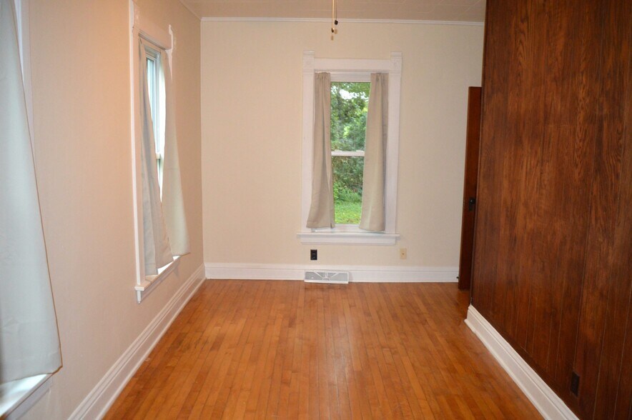 Building Photo - 5668 County Road A