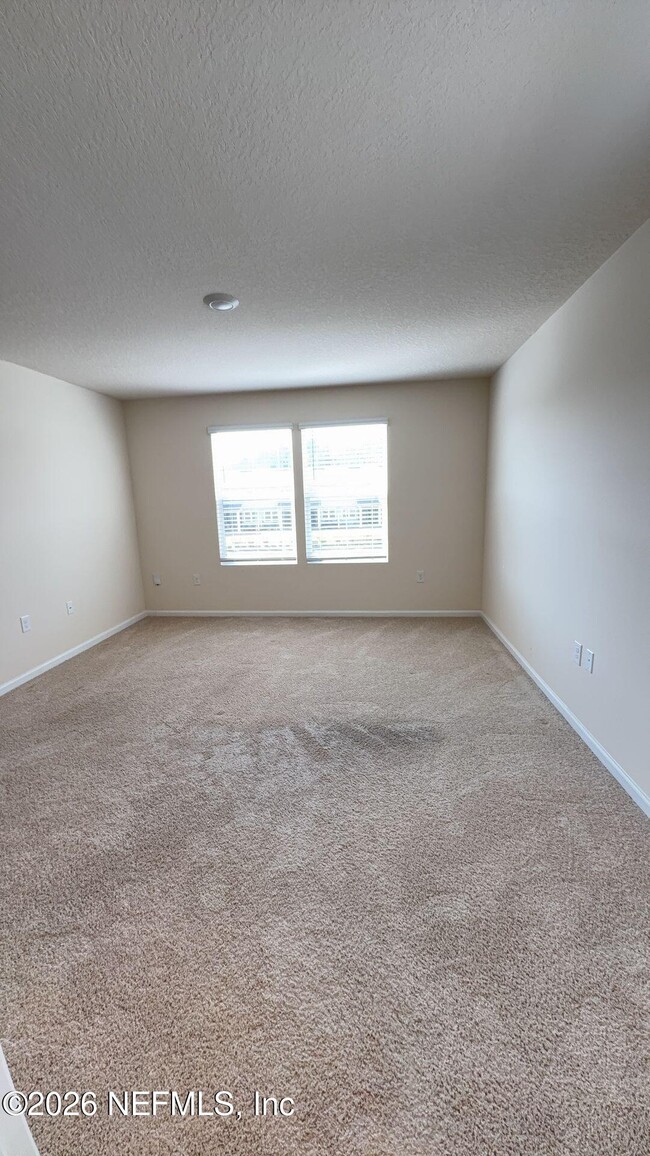 Building Photo - 144 Redbud Rd