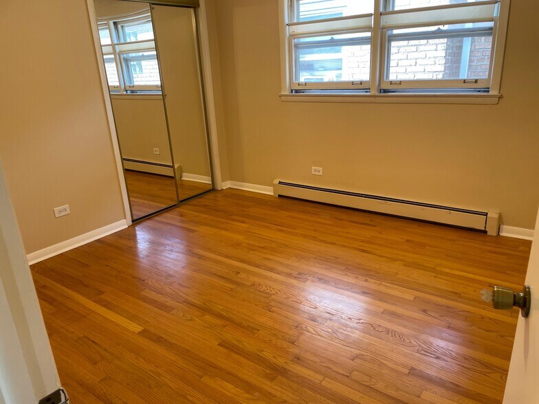 Building Photo - 2318 N 72nd Ct