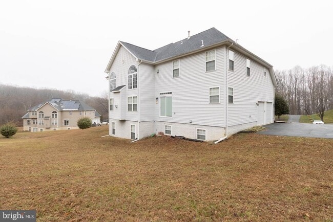 Building Photo - 3905 Woodreed Dr