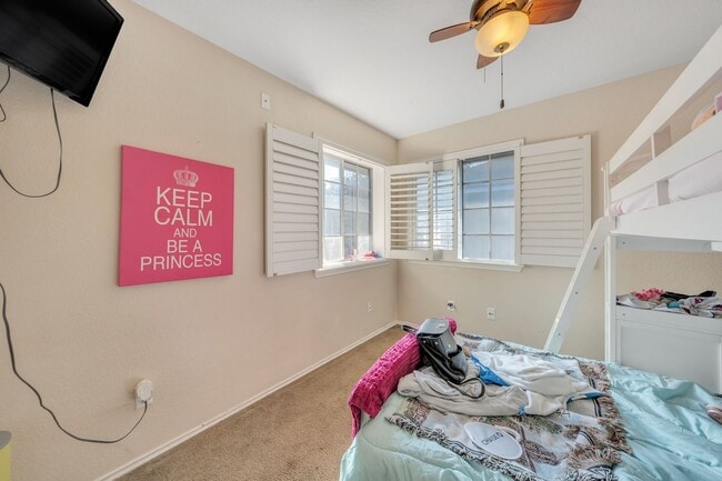 Building Photo - 3 BEDROOM AND 2.5 BATHROOMS PISD SCHOOL DISTRICT