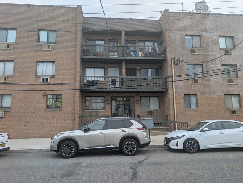 Building Photo - 15040 Tahoe St