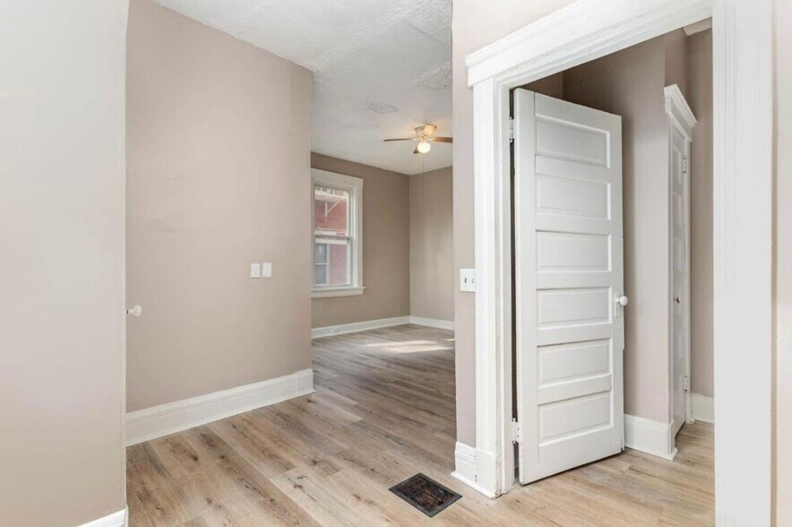 Building Photo - 2314 Highland Ave