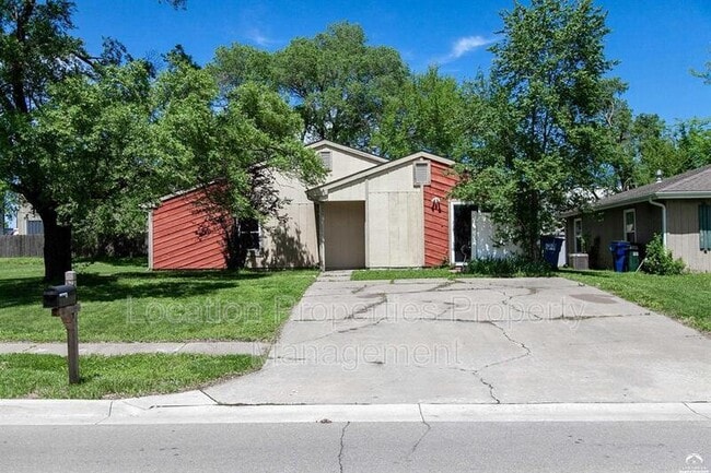 Building Photo - 1302 E 25th Terrace