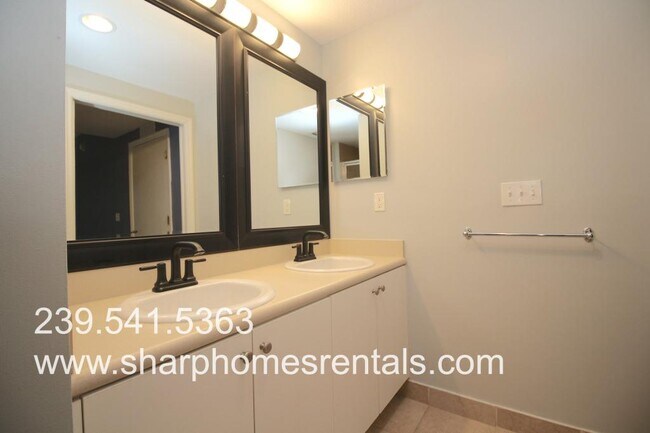 Building Photo - 8380 Bernwood Cove Loop