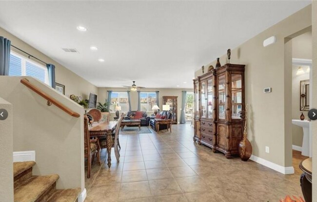 Building Photo - 4630 Summer Azure St