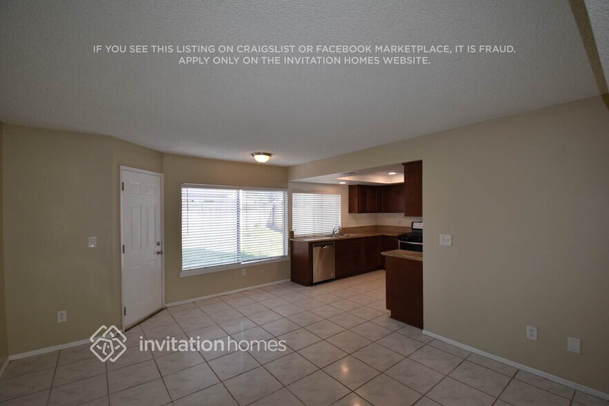 Building Photo - 1101 Oakwood Ave