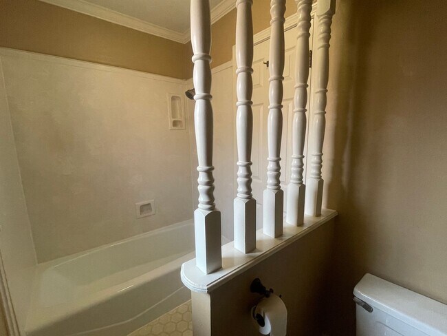 Building Photo - Must See! Welcoming Home In Greenacres Place!