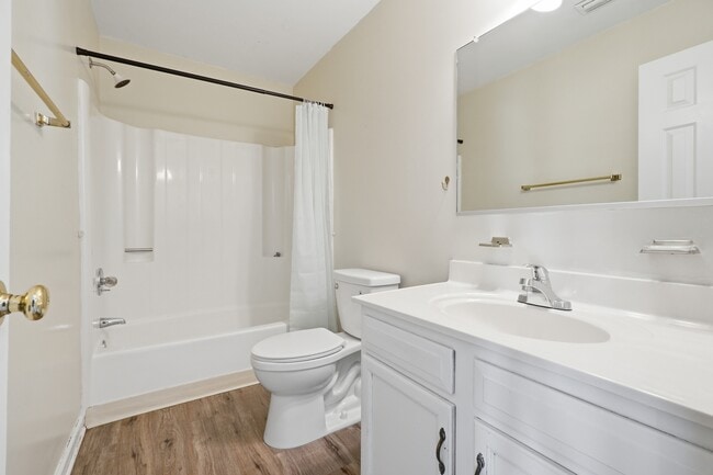 Building Photo - 3914 Wyckoff Dr