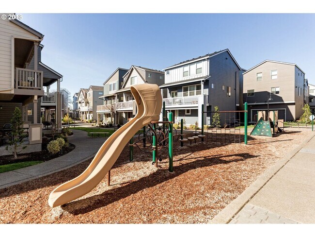 Building Photo - 45 Central Unit - 2 Bedrooms, 2 baths, 988 Sq. Ft.